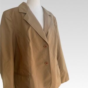 Classic Tan Women's Blazer size 3X